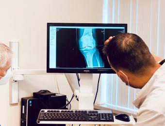Orthopeden SJG Weert onderzoeken langetermijnresultaat knieprotheses