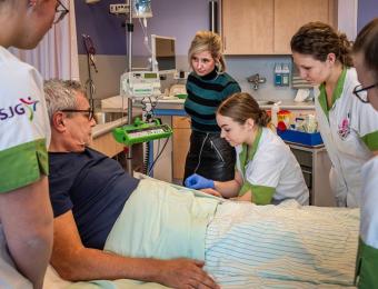 SJG en Gilde leiden samen nieuwe verpleegkundigen op