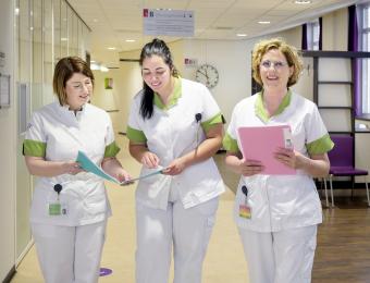 Polikliniekassistenten: een belangrijke schakel tussen patiënt en arts